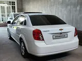 Белый Chevrolet Gentra, 3 позиция 2022 года, КПП Автомат, в Фергана за 13 800 y.e. id5222279, Фото №1