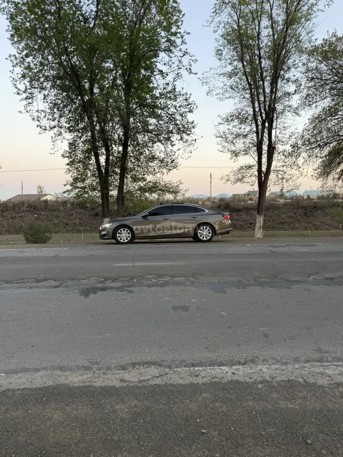 Chevrolet Malibu 2 2022