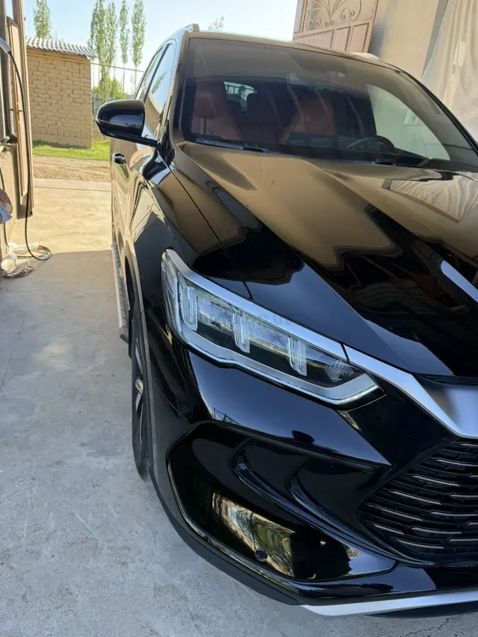 BYD Song Pro DM-i — 9