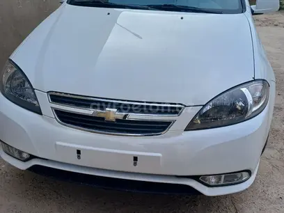 Белый Chevrolet Gentra, 1 позиция Газ-бензин 2024 года, КПП Механика, в Карши за 13 000 y.e. id5211953