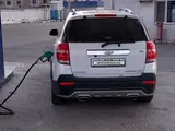 Белый Chevrolet Captiva, 3 позиция 2014 года, КПП Автомат, в Бухара за 14 750 y.e. id6663634, Фото №1