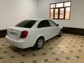 Белый Chevrolet Gentra, 1 позиция 2021 года, КПП Механика, в Бухара за 10 800 y.e. id6430818
