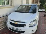 Белый Chevrolet Cobalt, 4 позиция 2022 года, КПП Автомат, в Ташкент за 11 000 y.e. id5200037, Фото №1