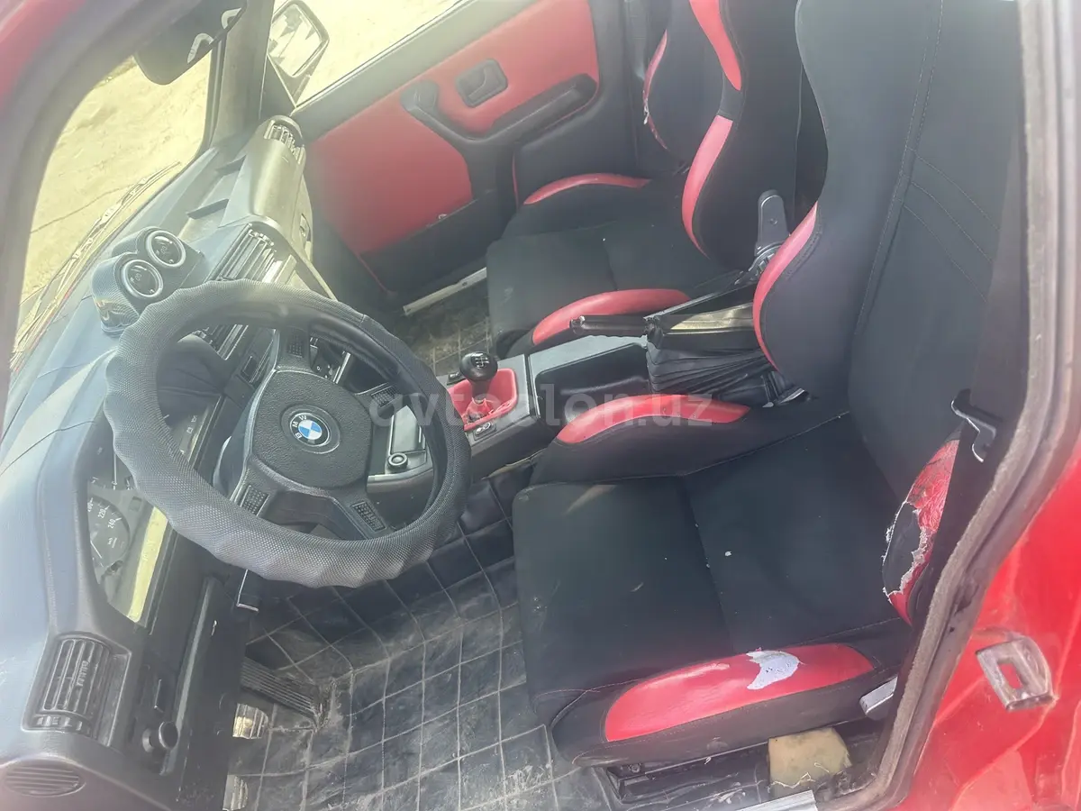 BMW 318 1991 — 4