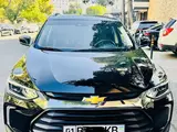 Черный Chevrolet Tracker, 3 позиция 2022 года, КПП Автомат, в Ташкент за 17 750 y.e. id5224177, Фото №1