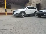 Белый Chevrolet Captiva, 3 позиция 2015 года, КПП Автомат, в Андижан за 11 500 y.e. id6381297, Фото №1