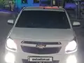Белый Chevrolet Cobalt, 4 позиция 2025 года, КПП Автомат, в Джизак за 13 500 y.e. id6445555