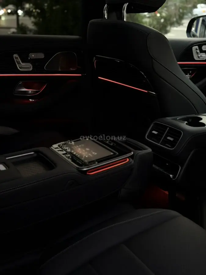 Mercedes-Benz GLE 450 — 10