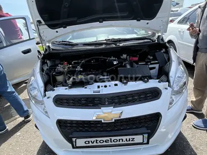 Oq Chevrolet Spark, 2 pozitsiya 2019 yil, КПП Mexanika, shahar Toshkent uchun 8 200 у.е. id4929163