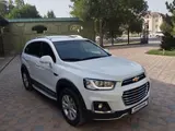 Белый Chevrolet Captiva, 4 позиция 2018 года, КПП Автомат, в Джизак за 18 400 y.e. id5203455, Фото №1