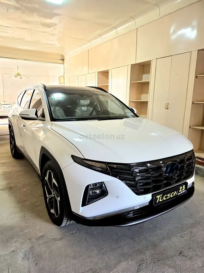 Hyundai Tucson — 2