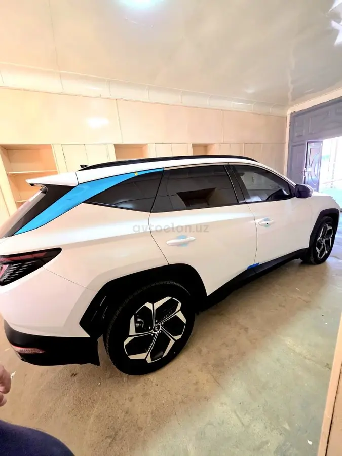 Hyundai Tucson — 4