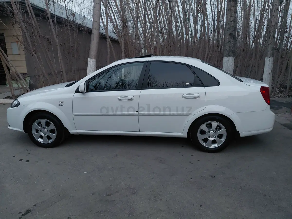 Chevrolet Gentra 2024 — 5