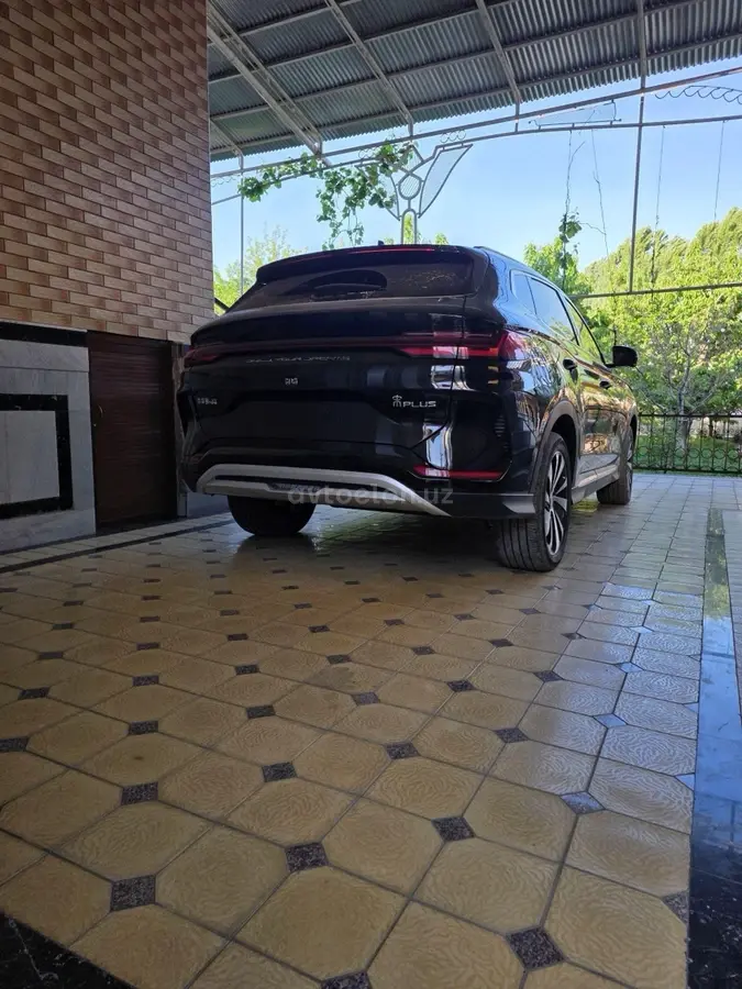 BYD Song Plus EV Champion — 2