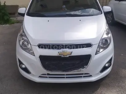 Белый Chevrolet Spark, 4 позиция 2021 года, КПП Автомат, в Ташкент за 9 800 y.e. id4988260