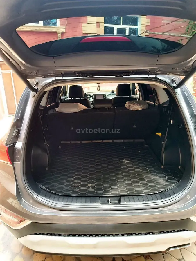Hyundai Santa Fe — 4
