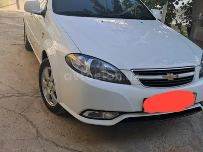 Белый Chevrolet Gentra, 3 позиция 2021 года, КПП Автомат, в Наманган за 13 300 y.e. id5224653