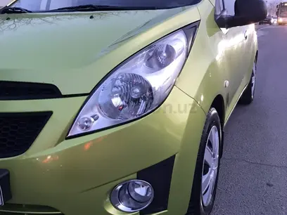 Жёлто-зеленый Chevrolet Spark, 2 евро позиция 2014 года, КПП Механика, в Ташкент за 5 800 y.e. id4538814