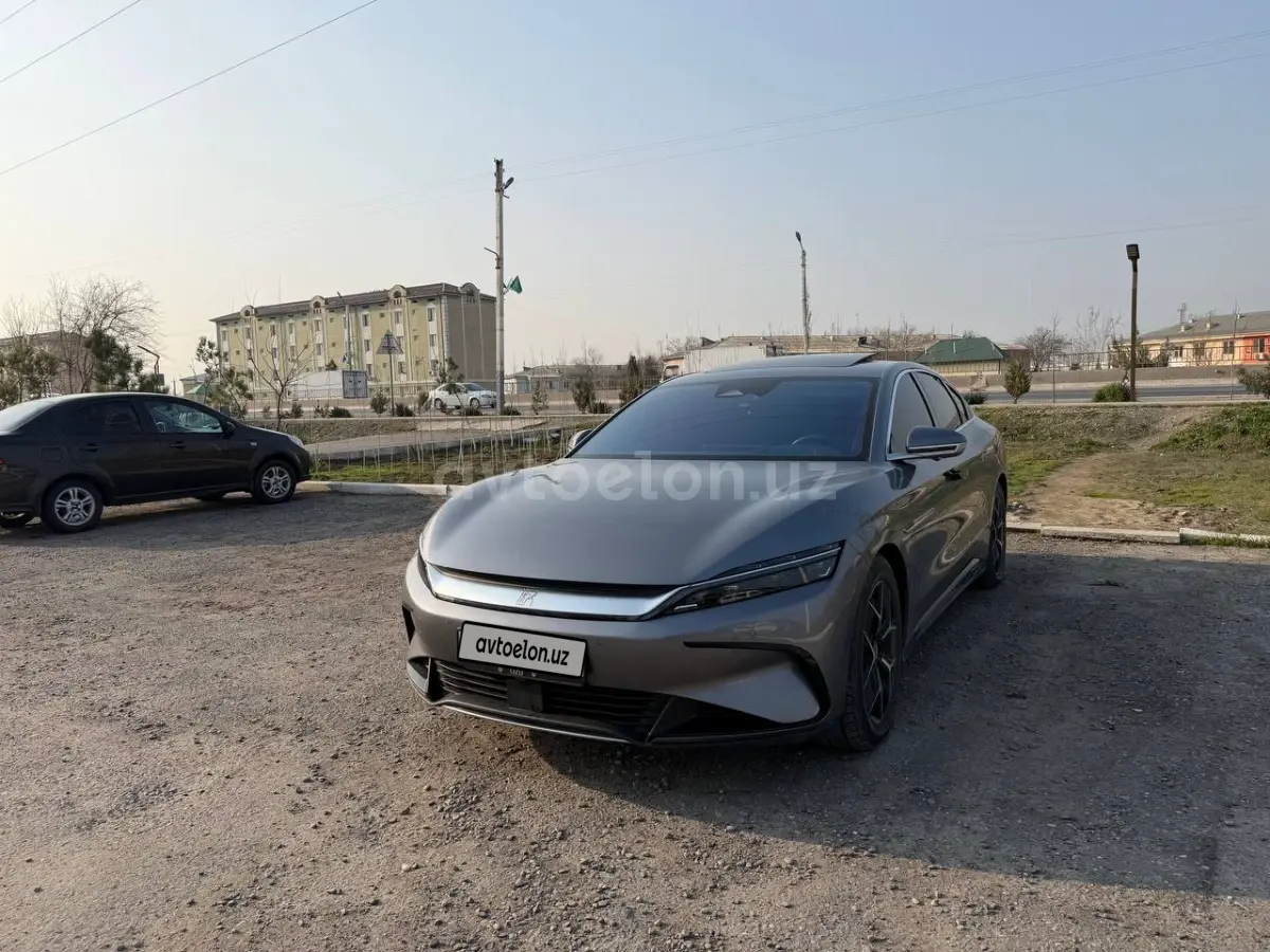 BYD Han EV