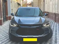Мокрый асфальт Chevrolet Tracker 2 2023 года, в Самарканд за 18 200 y.e. id6810119