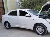 Белый Chevrolet Cobalt, 2 евро позиция 2013 года, КПП Автомат, в Джизак за 7 500 y.e. id5230674, Фото №1