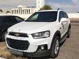 Белый Chevrolet Captiva, 4 позиция 2018 года, КПП Автомат, в Ургенч за 22 800 y.e. id4643165, Фото №1
