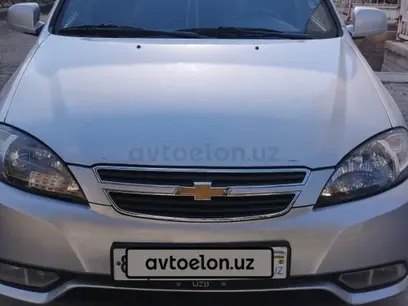Серебристый Chevrolet Gentra, 1 позиция Газ-бензин 2016 года, КПП Механика, в Бухара за 8 500 y.e. id5176447