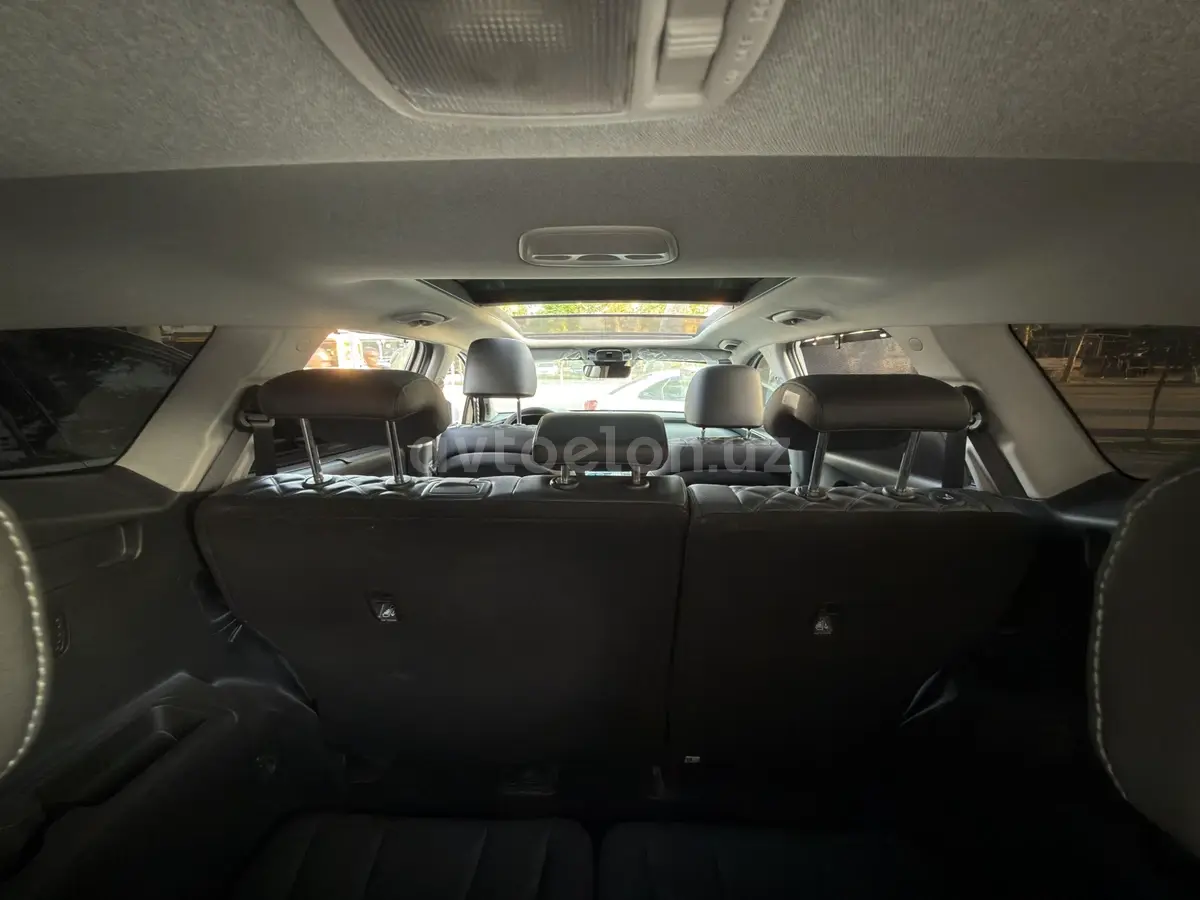 Hyundai Santa Fe — 3