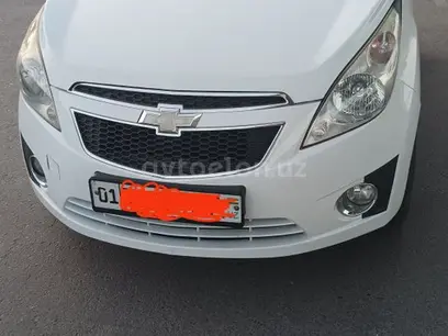 Белый Chevrolet Spark, 1 позиция 2011 года, КПП Механика, в Ташкент за 5 000 y.e. id5165144
