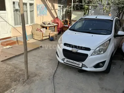 Белый Chevrolet Spark, 3 позиция 2012 года, КПП Механика, в Ташкент за 5 300 y.e. id6442679