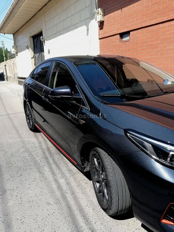 Chery Arrizo 6 Pro — 4