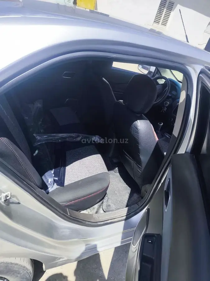 Chevrolet Cobalt 2013 — 2