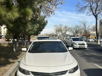 Oq Chevrolet Malibu 2 2018 yil, shahar Toshkent uchun 21 800 у.е. id6175289