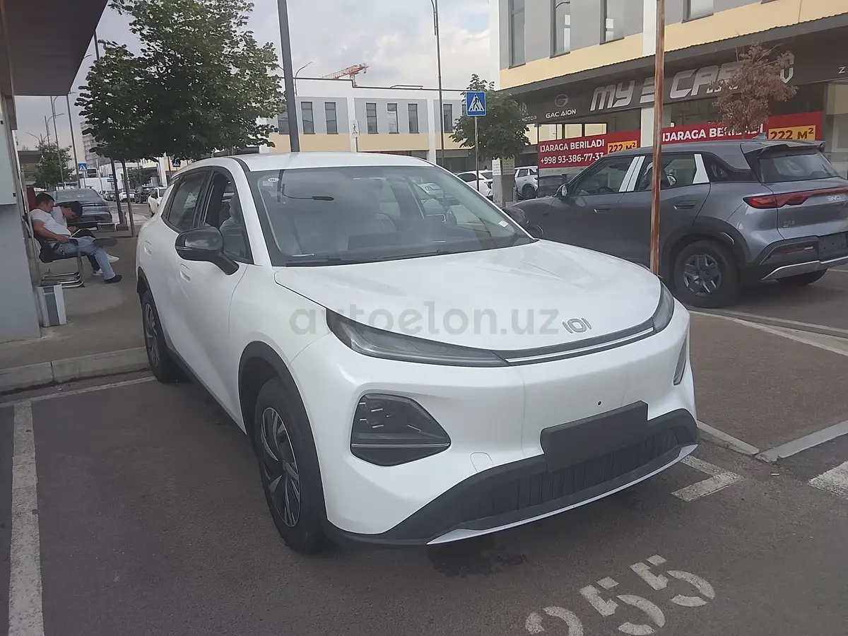 Changan Nevo Q05 — 4