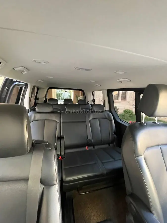 Hyundai Staria — 6