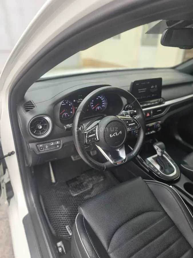 Kia Cerato — 4