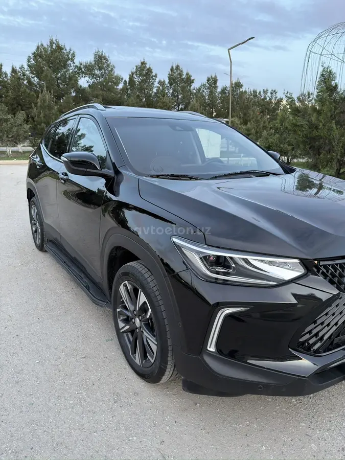 Chevrolet Tracker 2023 — 3