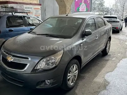 Серый Chevrolet Cobalt, 4 позиция 2024 года, КПП Автомат, в Ташкент за 13 250 y.e. id4850657
