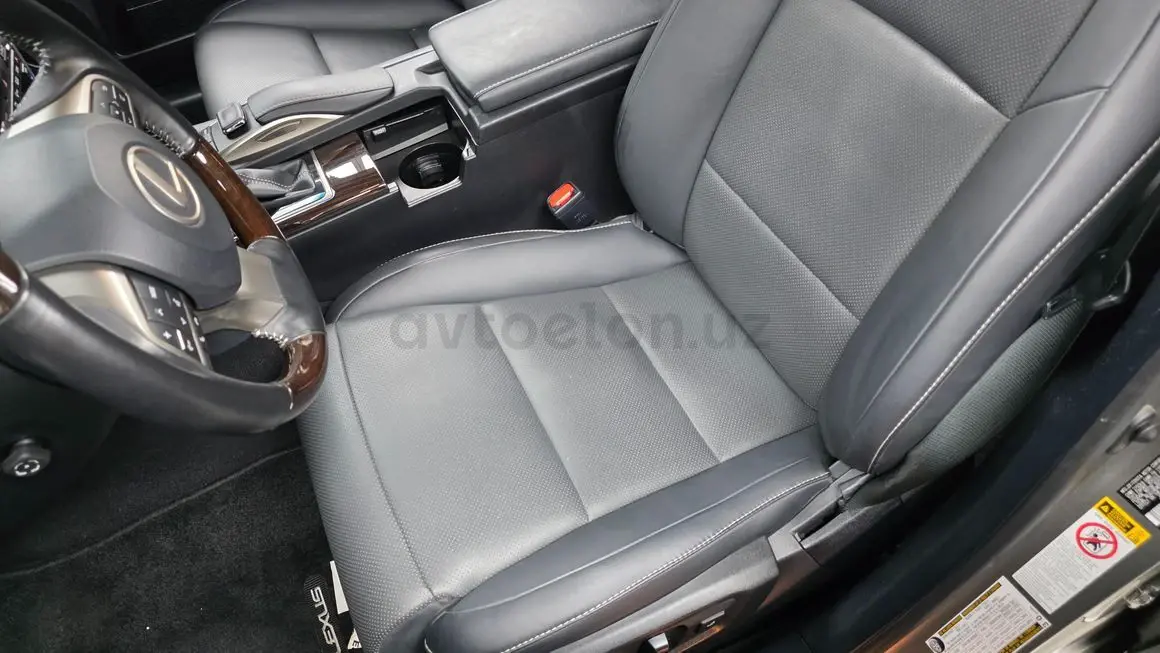 Lexus ES 300h
