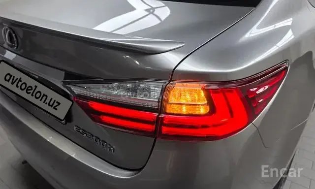 Lexus ES 300h — 3