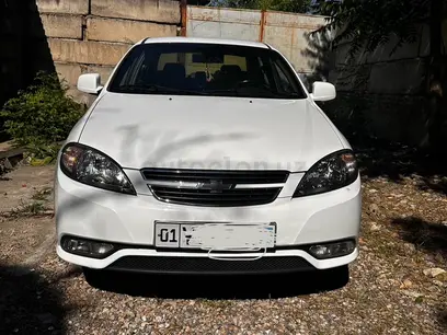 Белый Chevrolet Lacetti, 3 позиция 2018 года, КПП Автомат, в Ташкент за 12 000 y.e. id5116809