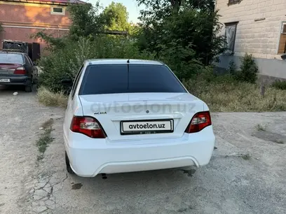 Белый Chevrolet Nexia 2, 4 позиция SOHC 2010 года, КПП Механика, в Ташкент за 6 000 y.e. id5165688