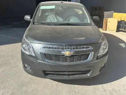 Белый Chevrolet Cobalt, 4 позиция 2023 года, КПП Автомат, в Ташкент за ~10 630 y.e. id4004146