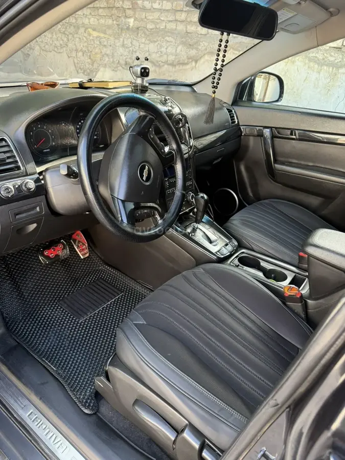Chevrolet Captiva 2012 — 2