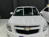 Белый Chevrolet Cobalt, 2 позиция 2024 года, КПП Механика, в Ургенч за ~11 998 y.e. id5187311