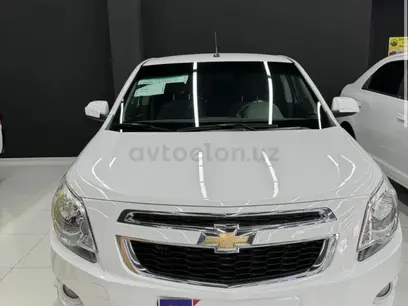 Белый Chevrolet Cobalt, 2 позиция 2024 года, КПП Механика, в Ургенч за ~11 765 y.e. id5187311