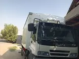 Isuzu 2012 года, в Денау за ~39 395 y.e. id6488345, Фото №1