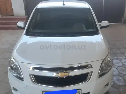 Белый Chevrolet Cobalt, 3 позиция 2023 года, КПП Автомат, в Нукус за ~11 991 y.e. id6426930