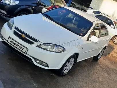 Белый Chevrolet Gentra, 1 позиция 2018 года, КПП Механика, в Ташкент за 10 300 y.e. id5212490