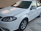 Белый Chevrolet Gentra, 3 позиция 2021 года, КПП Автомат, в Андижан за 12 800 y.e. id5230195, Фото №1